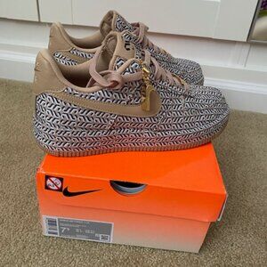 Nike Air Force 1 LX x Nike United Women's Shoes